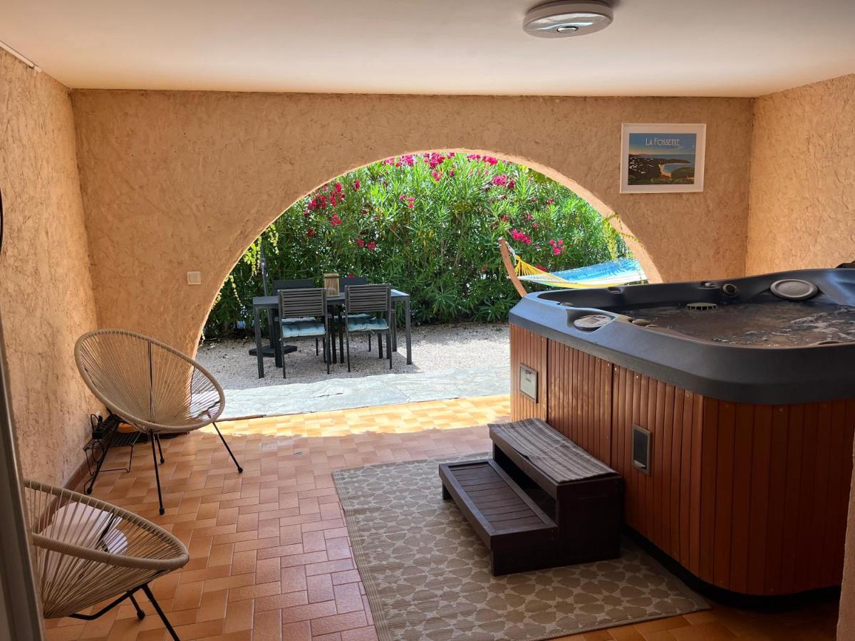 Bas De Villa 70M2 Independant Avec Espace Jacuzzi Prive Le Lavandou Exterior foto